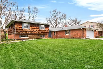 1547 Ambridge Road, Centerville, OH 45459 - Photo 2