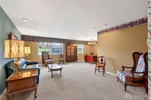 1547 Ambridge Rd, Centerville, OH 45459 - Photo 6