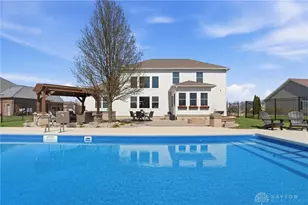 1250 MacIntosh Ct, Tipp City, OH 45373 - Photo 4