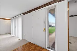 5871 Troy Villa Blvd, Huber Heights, OH 45424 - Photo 4