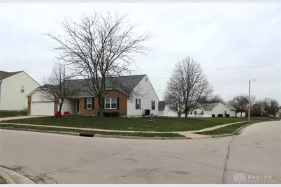 201 Sagebrush Drive, Clayton, OH 45315 - Photo 4