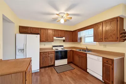 1845 S Bayberry Drive, Miamisburg, OH 45342 - Photo 16