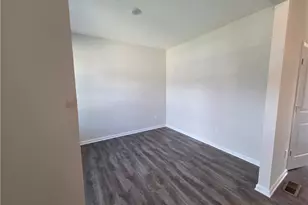 3178 Northerton Ct, Butler Twp, OH 45414 - Photo 8