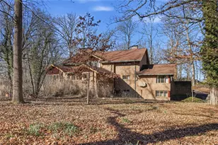 2438 Signal Hill Rd, Springfield, OH 45504 - Photo 1