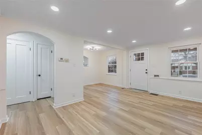 3814 N Broadlawn Circle, Silverton, OH 45236 - Photo 4