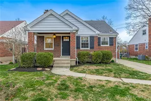 3814 N Broadlawn Cir, Silverton, OH 45236 - Photo 1