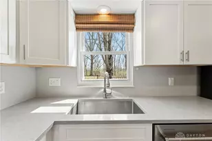 2214 Hillrise Cir, Bellbrook, OH 45305 - Photo 14