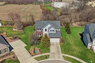 2591 Blueflag St, Tipp City, OH 45371 - Photo 2