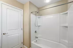 2591 Blueflag St, Tipp City, OH 45371 - Photo 44