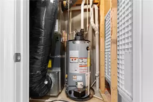 9562 Aspen Brook Ct, Clearcreek Twp, OH 45458 - Photo 52