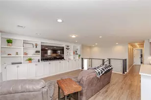 693 Lakengren Dr, Eaton, OH 45320 - Photo 12