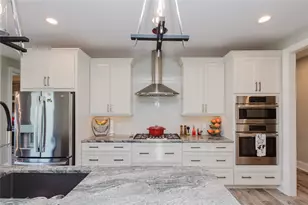 10957 Shallow Creek Ct, Washington Twp, OH 45458 - Photo 14