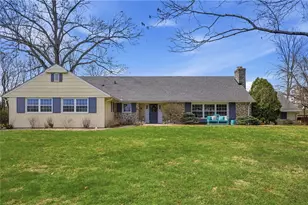 9101 Hoffman Farm Ln, Cincinnati, OH 45242 - Photo 2