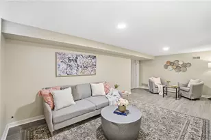 9101 Hoffman Farm Ln, Cincinnati, OH 45242 - Photo 52