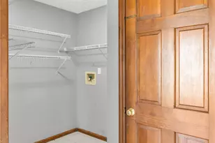 25 Callaway, Clearcreek Twp, OH 45066 - Photo 16