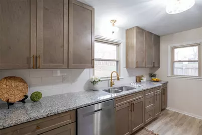 1073 Forest Drive, Beavercreek, OH 45434 - Photo 8