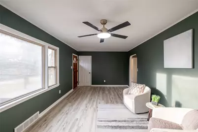 1073 Forest Drive, Beavercreek, OH 45434 - Photo 2