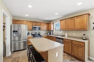 2813 Amberwood Dr, Troy, OH 45373 - Photo 10