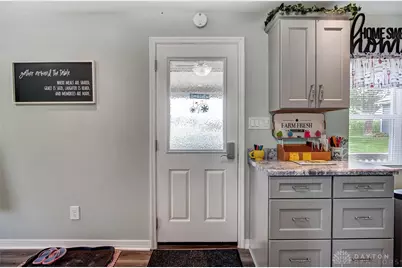 914 Eaton Lewisburg Road, Eaton, OH 45320 - Photo 6