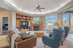 1027 Wild Hickory Ln, Washington Twp, OH 45458 - Photo 4