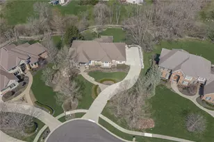 1027 Wild Hickory Ln, Washington Twp, OH 45458 - Photo 2