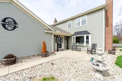 2550 Broken Woods Drive, Troy, OH 45373 - Photo 2