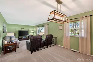 5907 Red Coach Rd, Washington Twp, OH 45429 - Photo 8