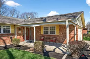 5907 Red Coach Rd, Washington Twp, OH 45429 - Photo 4