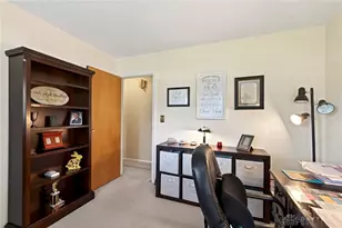 5907 Red Coach Rd, Washington Twp, OH 45429 - Photo 36