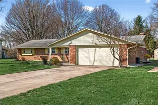 5907 Red Coach Rd, Washington Twp, OH 45429 - Photo 2