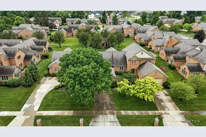 2308 Vienna Parkway, Miami Township, OH 45459 - Photo 2