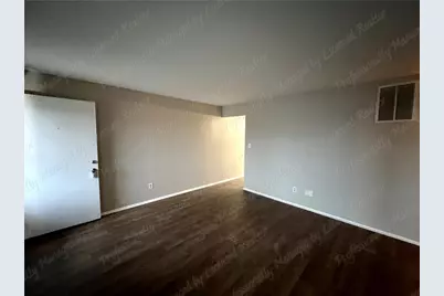 5454 Broomall Street, Huber Heights, OH 45424 - Photo 6