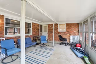 440 Walsingham Ct, Centerville, OH 45429 - Photo 42