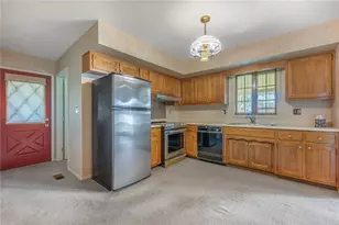 538 West Alex Bell Road, Washington Twp, OH 45459 - Photo 6