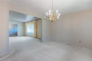 538 West Alex Bell Road, Washington Twp, OH 45459 - Photo 10