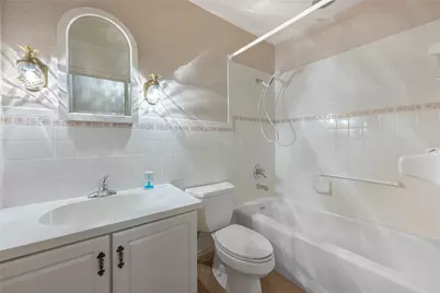 538 W Alex Bell Road, Washington Twp, OH 45459 - Photo 14