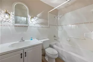 538 West Alex Bell Road, Washington Twp, OH 45459 - Photo 14