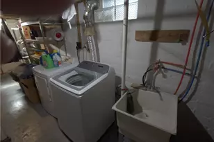 335 N Garland Ave, Dayton, OH 45403 - Photo 32