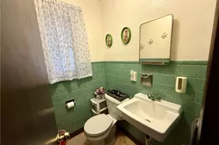 819 Waldrun Ave, Riverside, OH 45404 - Photo 16