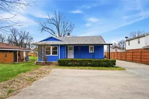 5638 Kitridge Rd, Dayton, OH 45424 - Photo 2