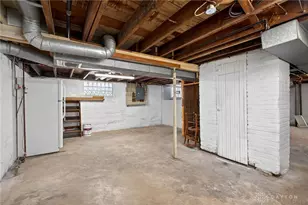 3027 Wellington Dr, Dayton, OH 45410 - Photo 34