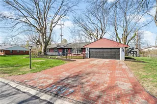 2197 Bending Willow Dr, Kettering, OH 45440 - Photo 2