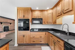 2197 Bending Willow Dr, Kettering, OH 45440 - Photo 16