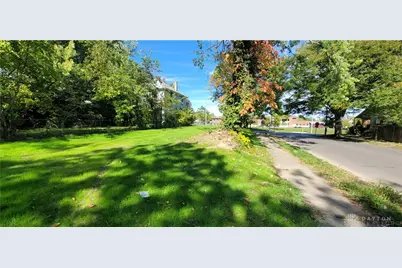 100 W Fairview Avenue, Dayton, OH 45405 - Photo 6