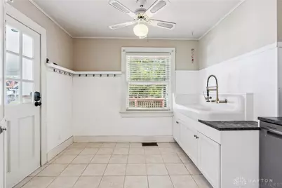 303 Hadley Avenue, Oakwood, OH 45419 - Photo 16