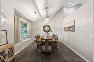 6823 Deergreen Ct, Huber Heights, OH 45424 - Photo 4