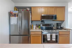 8435 Washington Vlg Dr, Washington Twp, OH 45458 - Photo 8