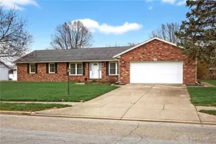 2255 Monterey Dr, Xenia, OH 45385 - Photo 2