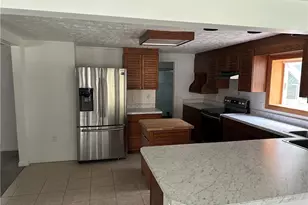 1358 Hanes Rd, Beavercreek Twp, OH 45434 - Photo 4