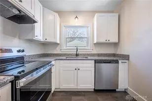 1739 Gondert Ave, Dayton, OH 45403 - Photo 8